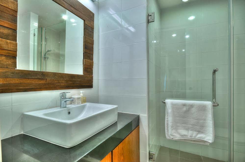 Check In Saladaeng (Adults Only) Hotell Bangkok Eksteriør bilde