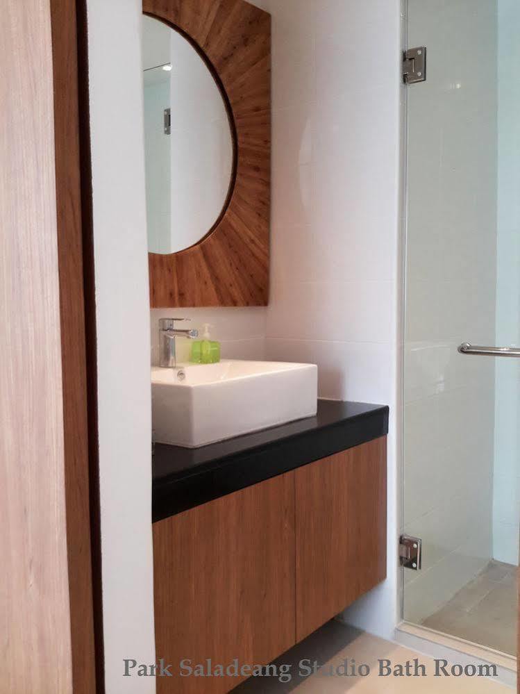 Check In Saladaeng (Adults Only) Hotell Bangkok Eksteriør bilde